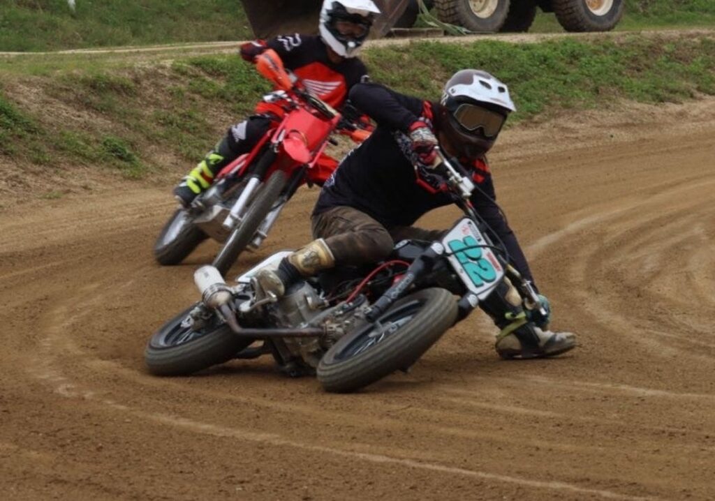 【コラム】フラットトラックの始め方！必要な装備やおすすめ車両（YCF）を徹底解説